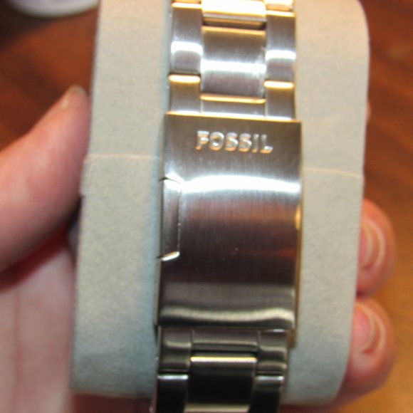 Fossil - Picture 2 of 2